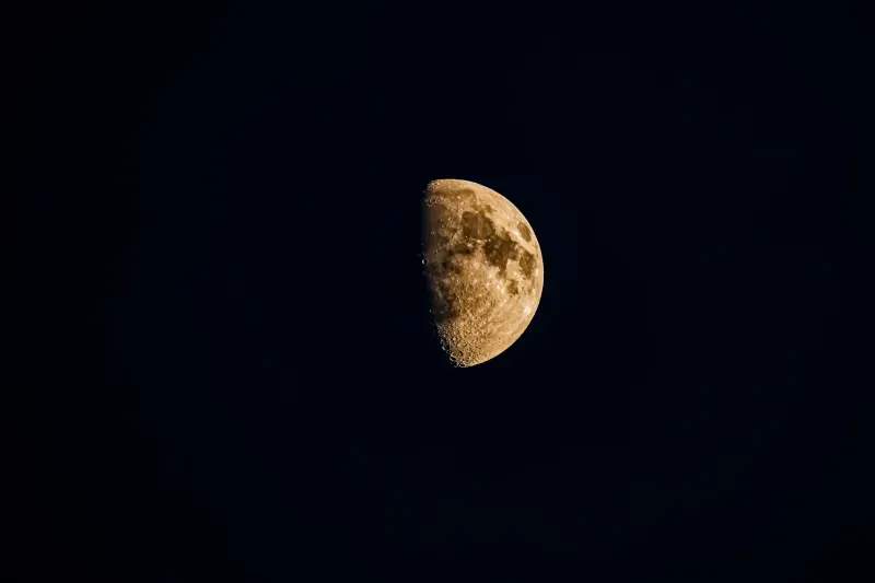 Planung von Schulprojekten und Bildungsprogrammen zur Astronomie